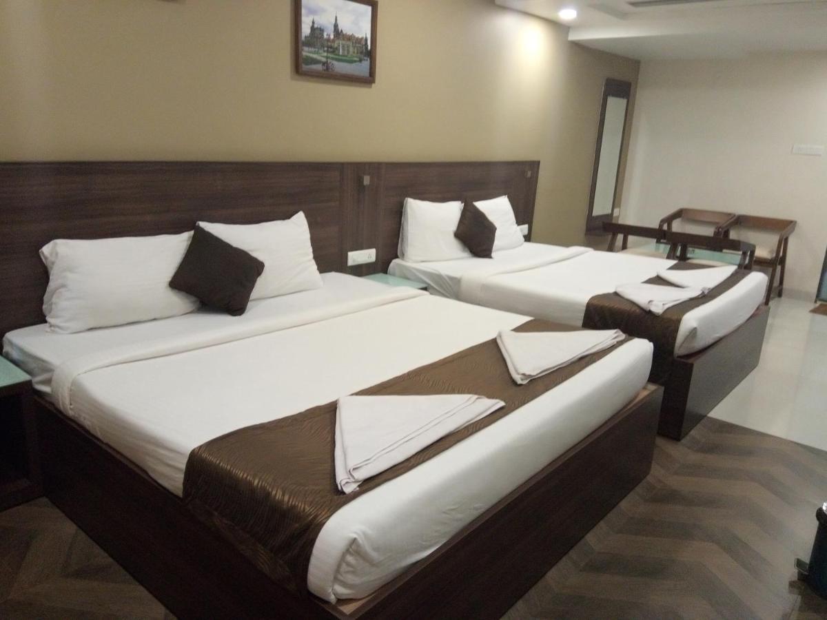 Hotel Shringar Palace Hubli Kültér fotó