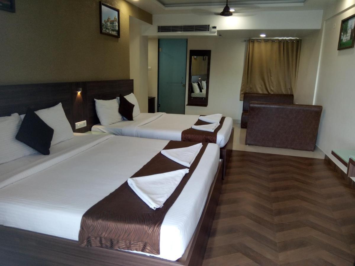 Hotel Shringar Palace Hubli Kültér fotó